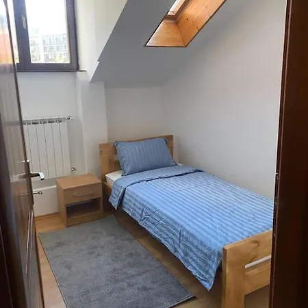 Lovely 2 Bedroom Center * سراييفو